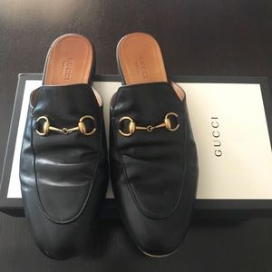 Gucci flats